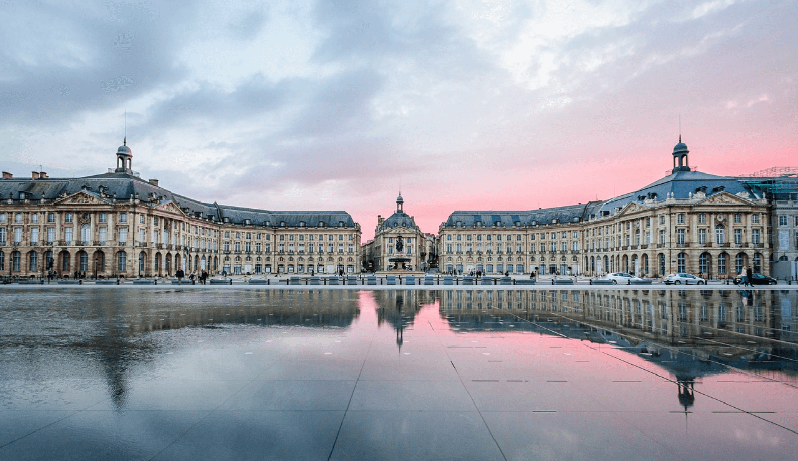 Bordeaux : Le guide essentiel pour découvrir la perle d’Aquitaine