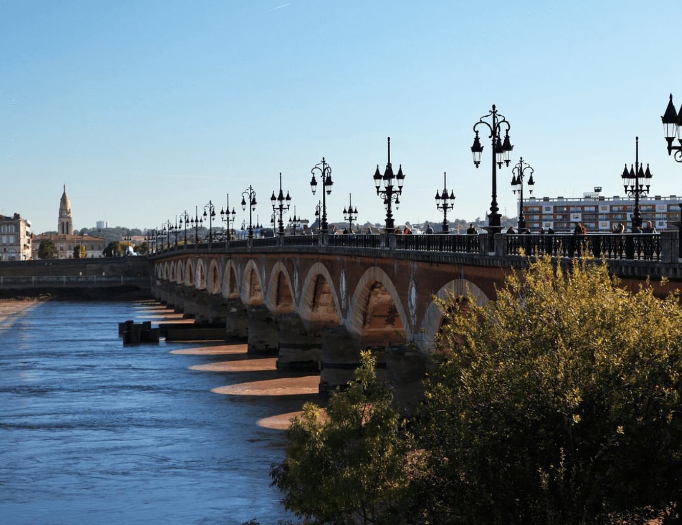 Le Pont de Pierre